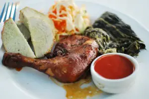 地下食品和烹饪 - 斐济Lovo餐盛宴